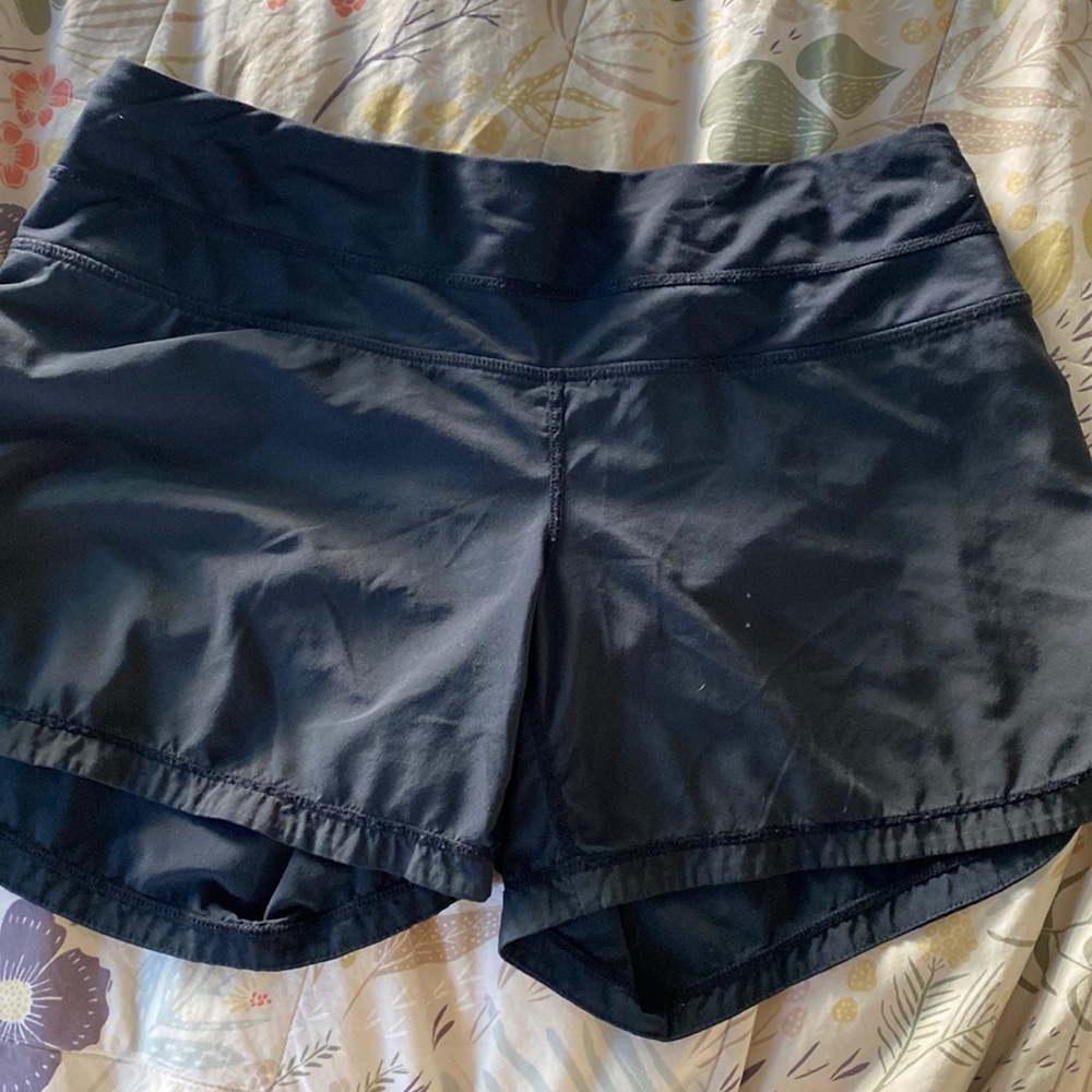 Lululemon lined shorts size 6